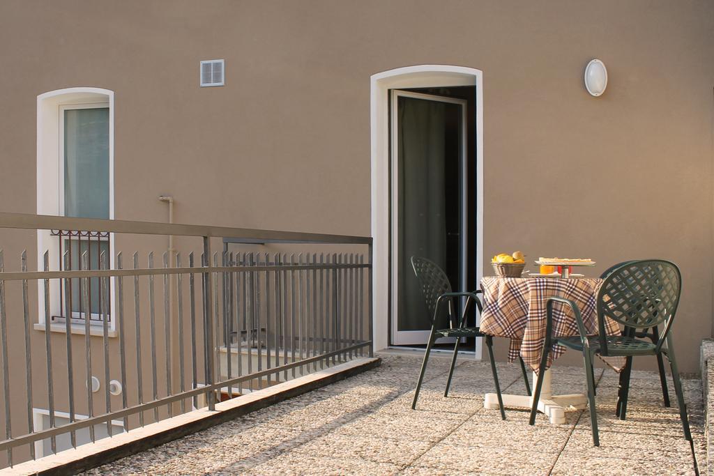Le Dolcezze Bed & Breakfast Crone Exterior photo